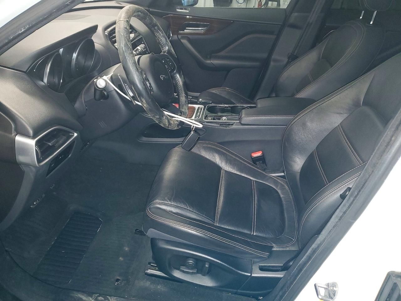 2017 Jaguar F-pace Prestige