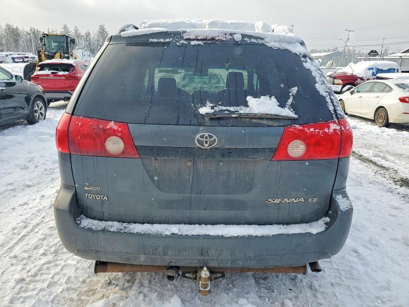 2009 Toyota Sienna ce