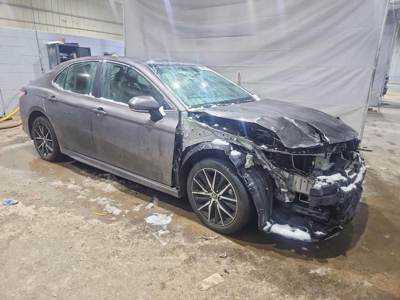 2024 Toyota Camry se Night Shade