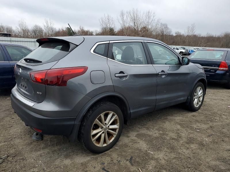 2018 Nissan Rogue Sport s