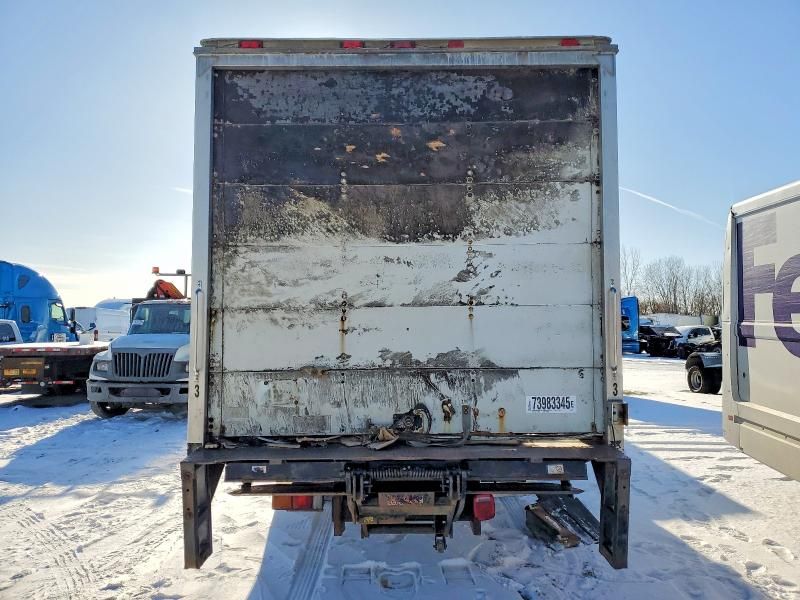 2017 Mitsubishi Fuso 2017 Mifu FE