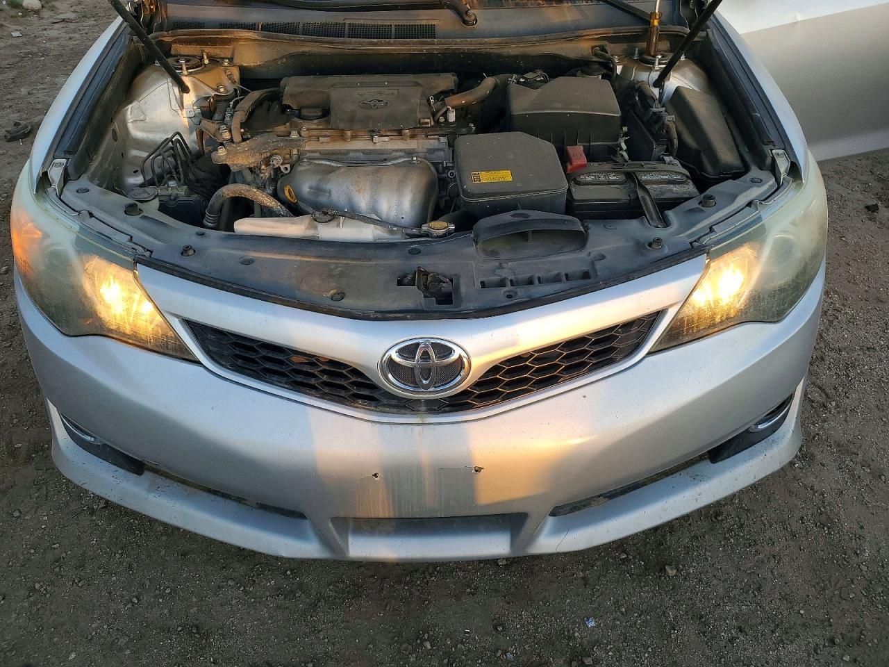 2014 Toyota Camry l