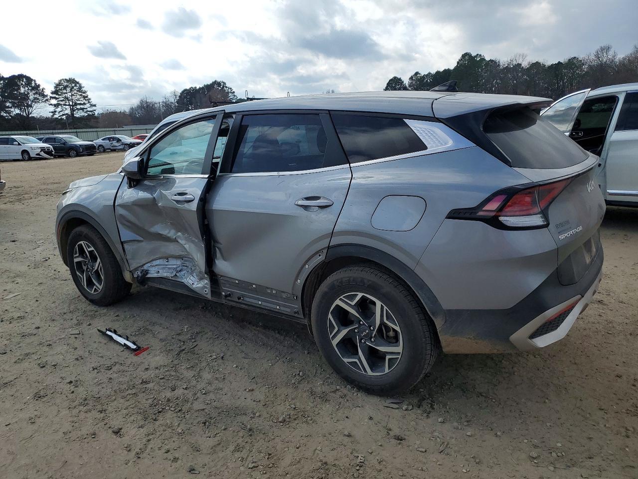 2023 KIA Sportage lx