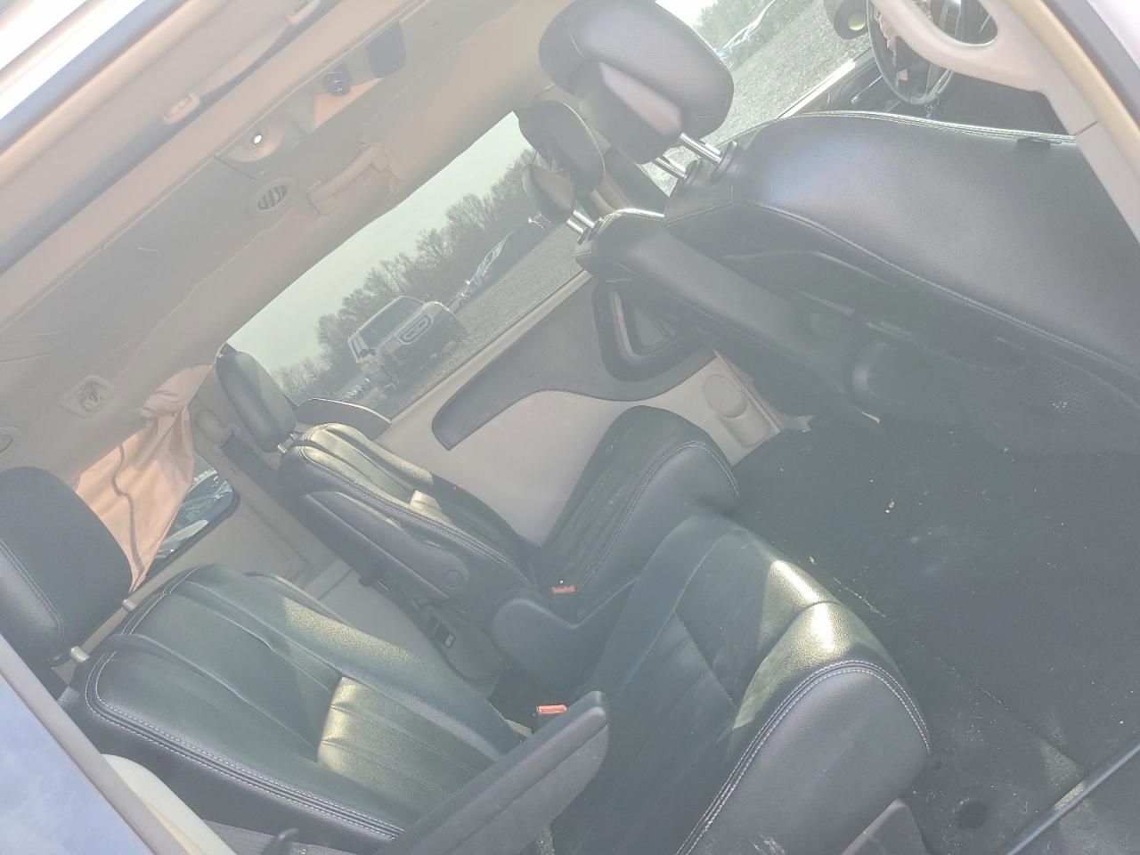 2016 Chrysler Town & Country Touring