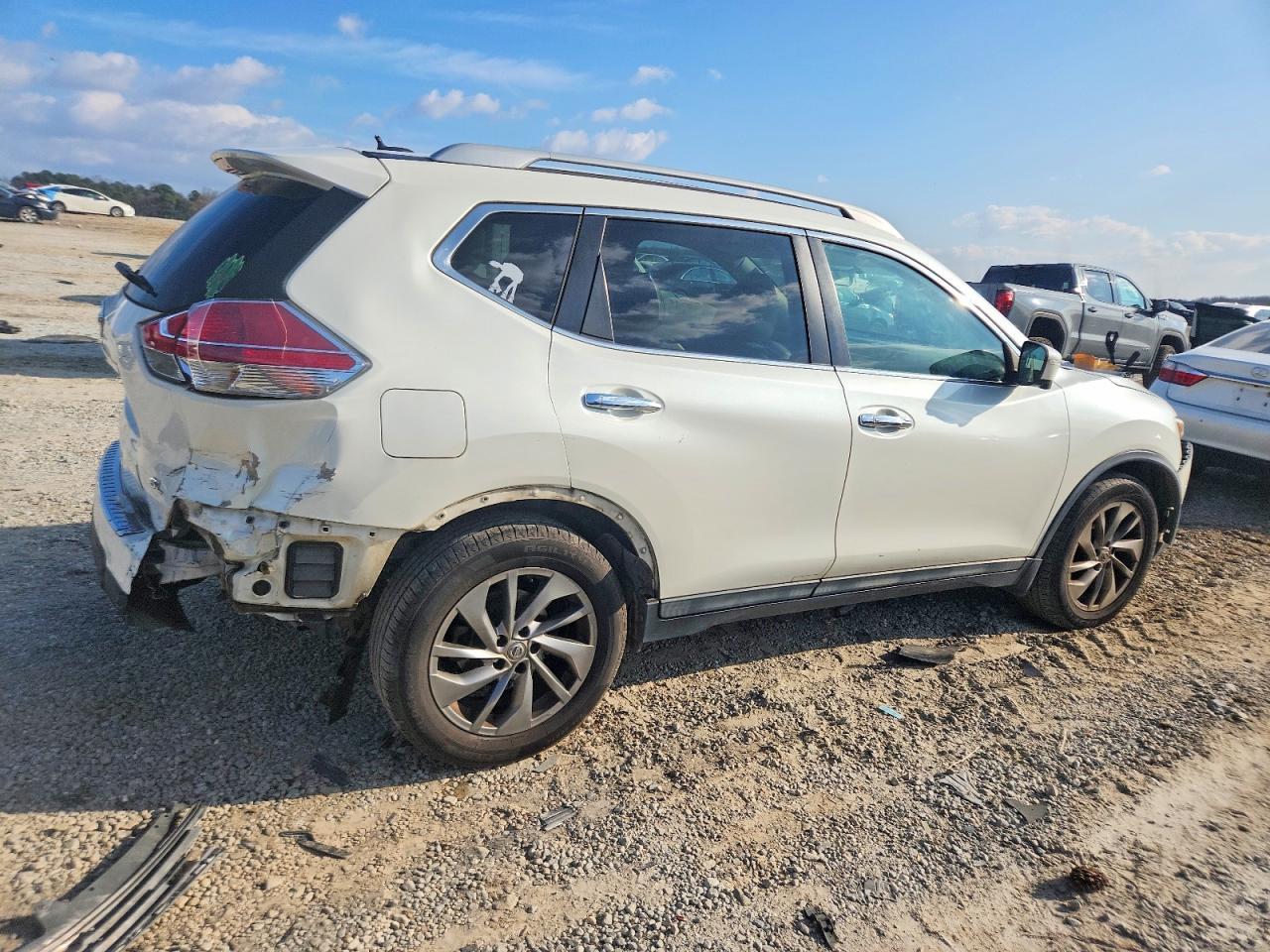 2015 Nissan Rogue s