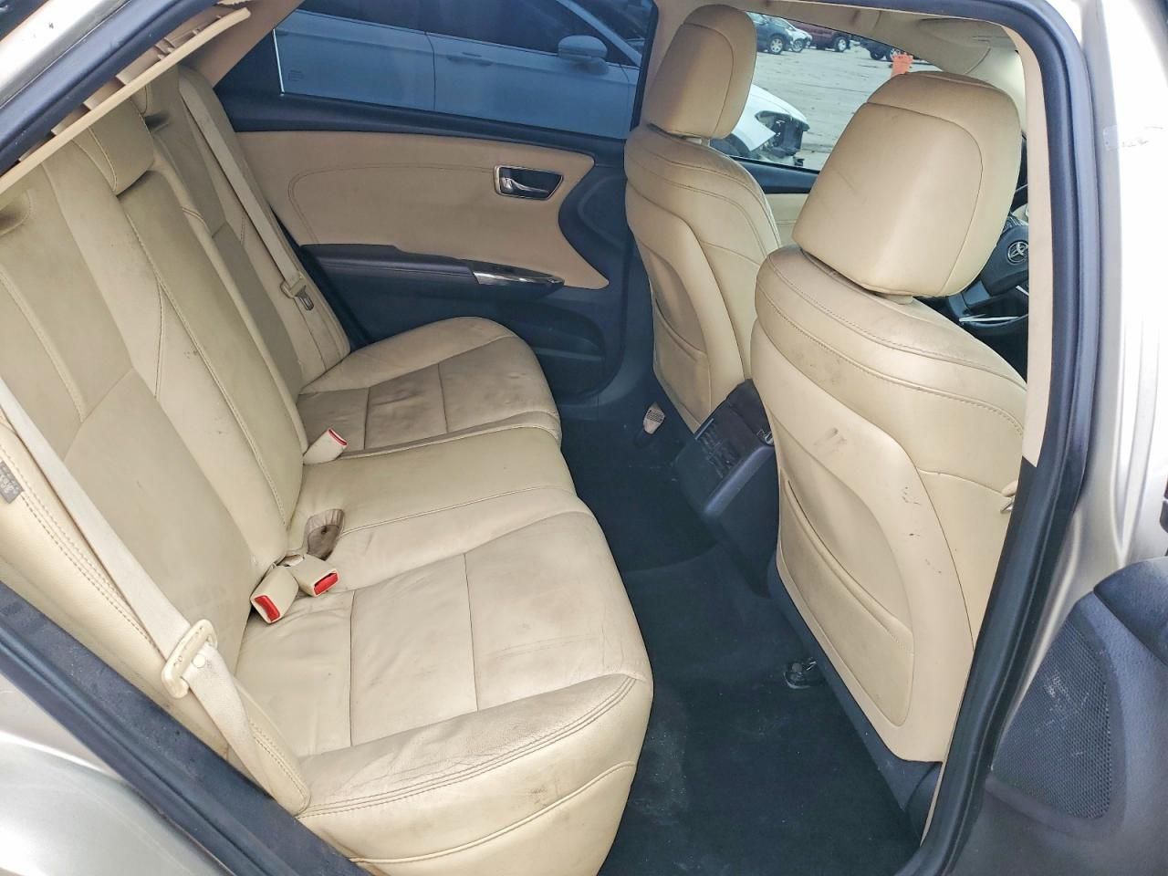 2013 Toyota Avalon Base