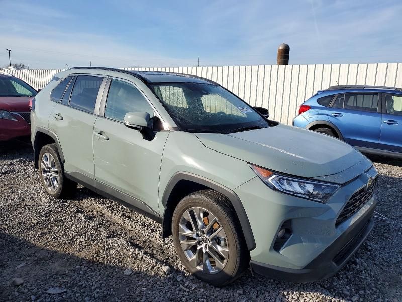 2021 Toyota Rav4 xle Premium
