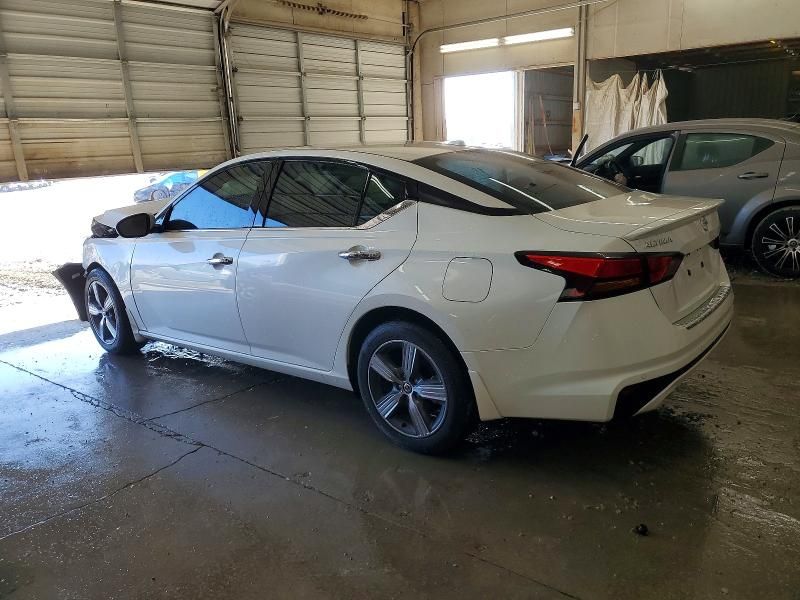 2022 Nissan Altima sl