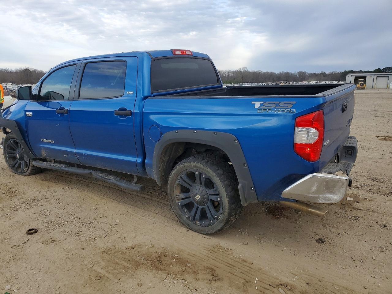 2016 Toyota Tundra SR5