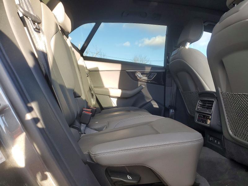 2019 Audi Q8 Premium Plus