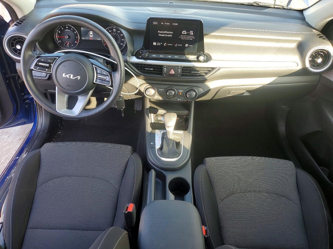 2024 KIA Forte lxs