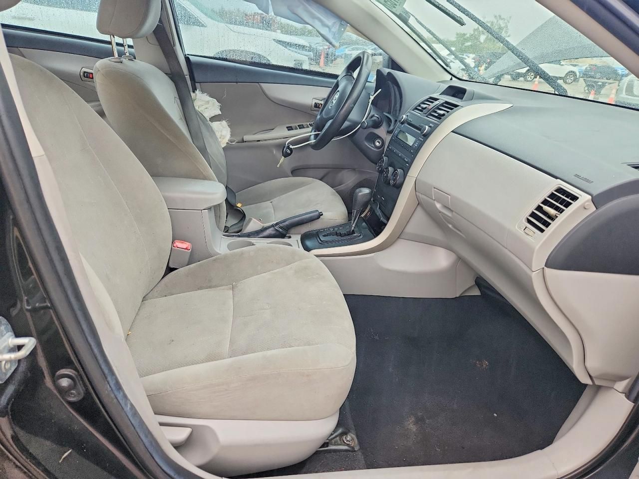 2013 Toyota Corolla l