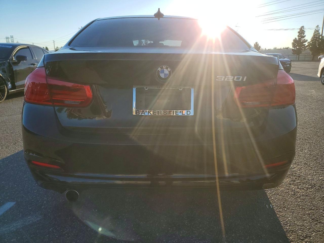 2018 BMW 320 i