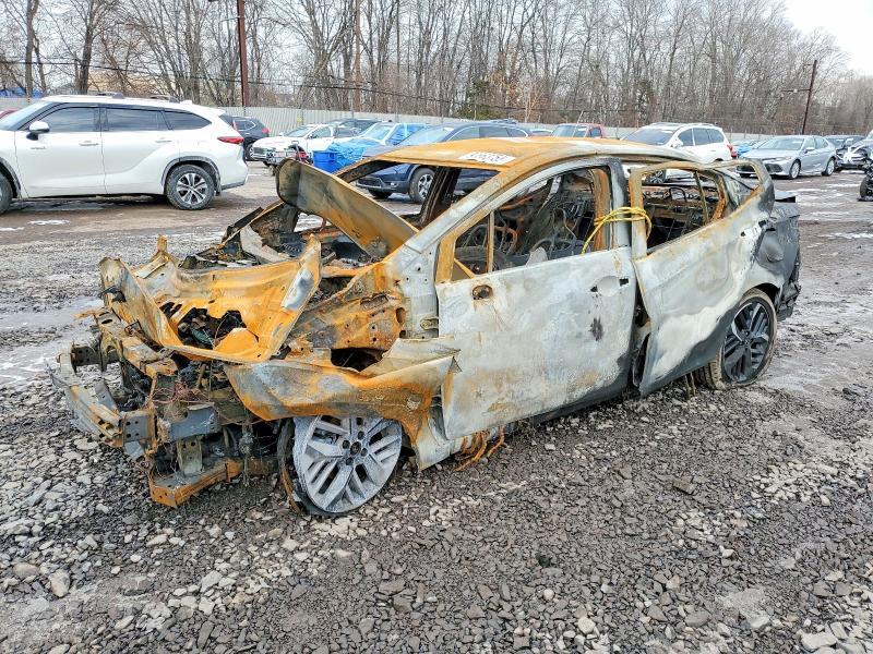 2024 Nissan Versa sr