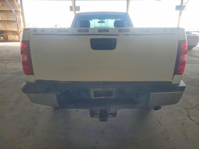 2013 Chevrolet Silverado C2500 Heavy Duty