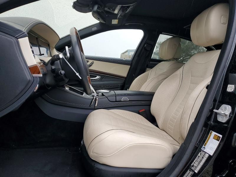 2015 Mercedes-Benz S 550