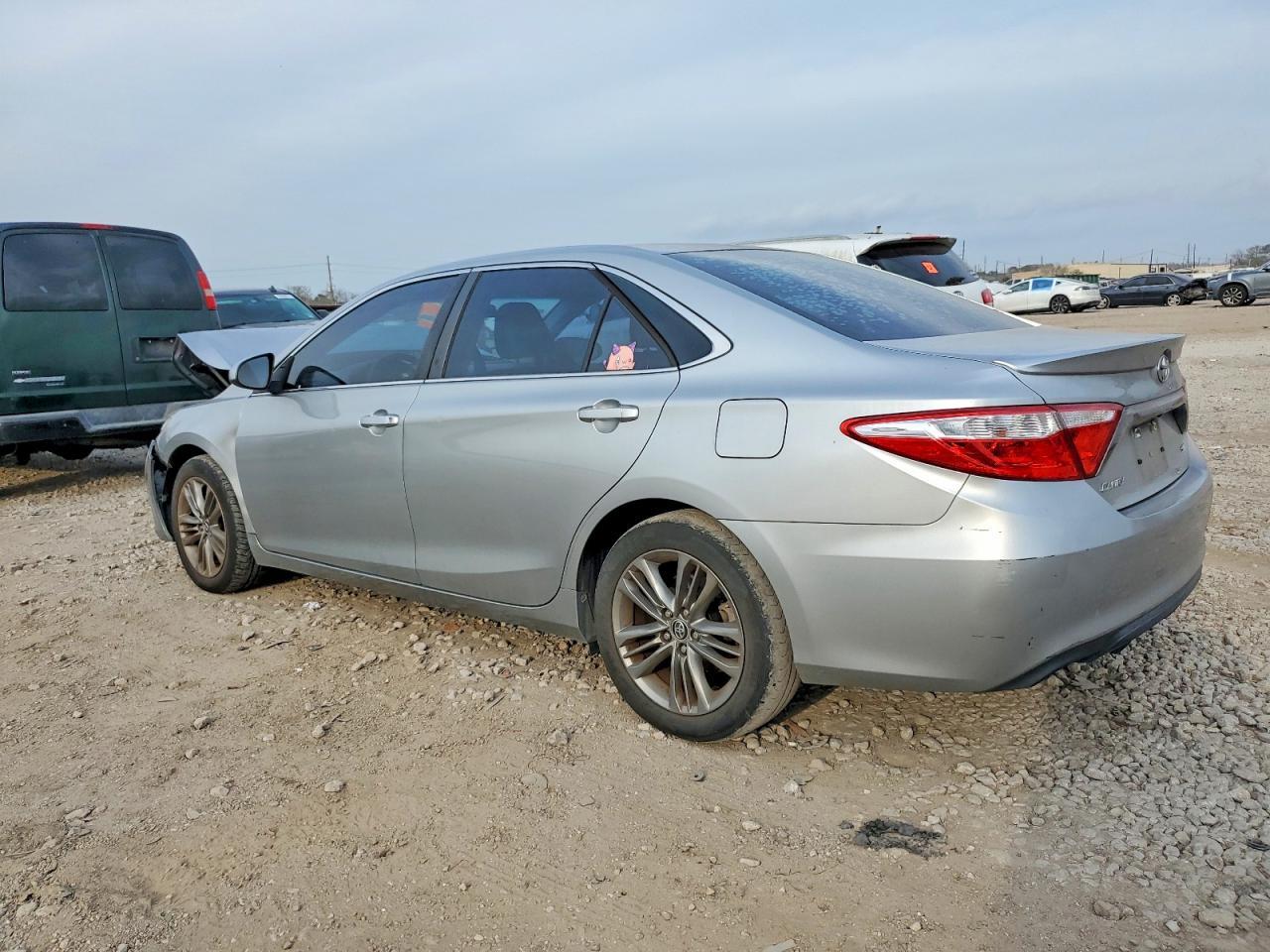 2016 Toyota Camry se