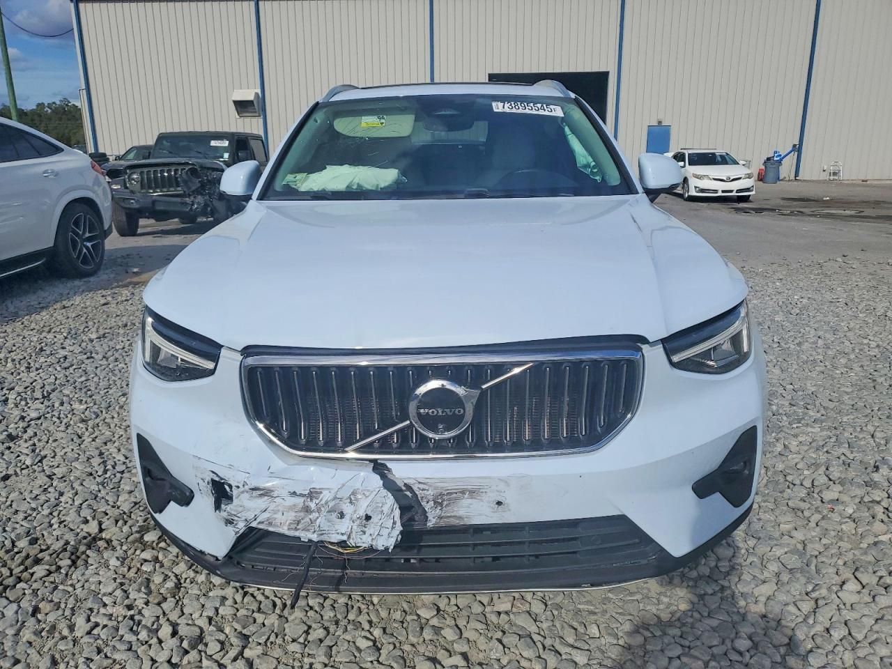 2024 Volvo Xc40 Plus
