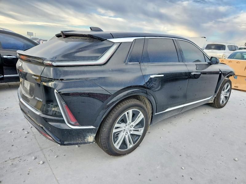 2024 Cadillac Lyriq Tech