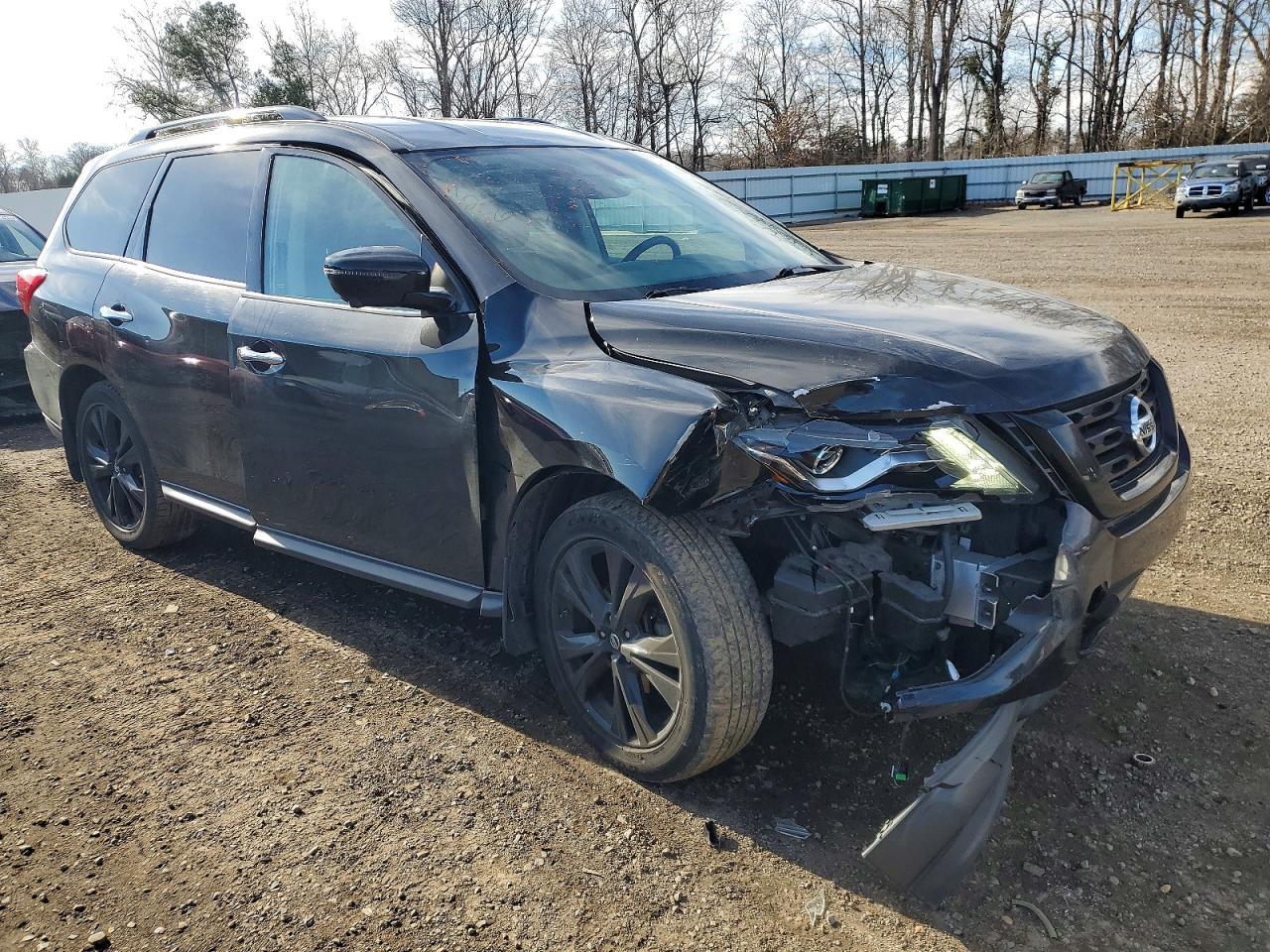 2018 Nissan Pathfinder s