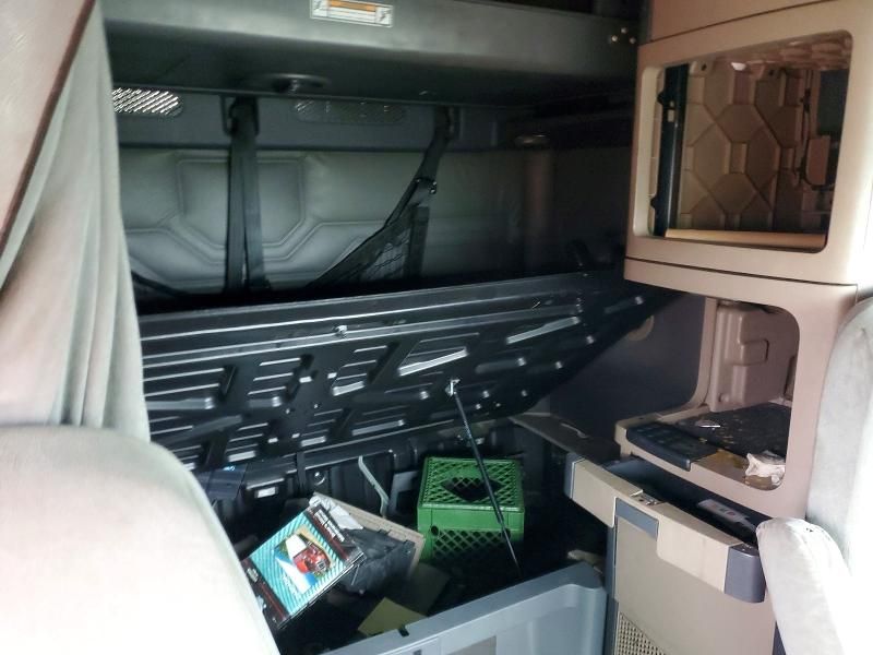 2018 Freightliner Cascadia 125