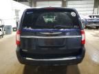 2011 Chrysler Town & Country Touring l