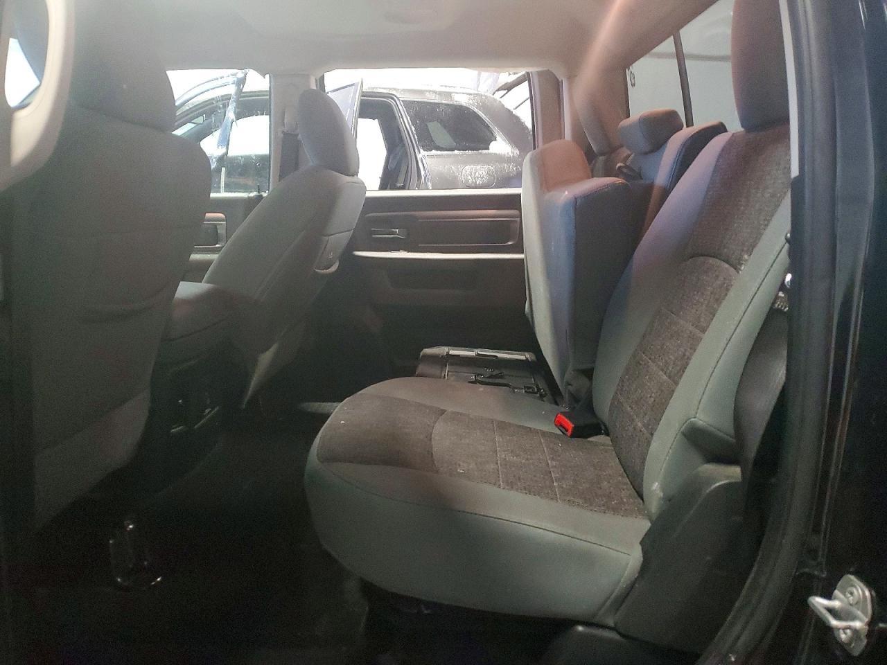 2017 Dodge RAM 1500 SLT