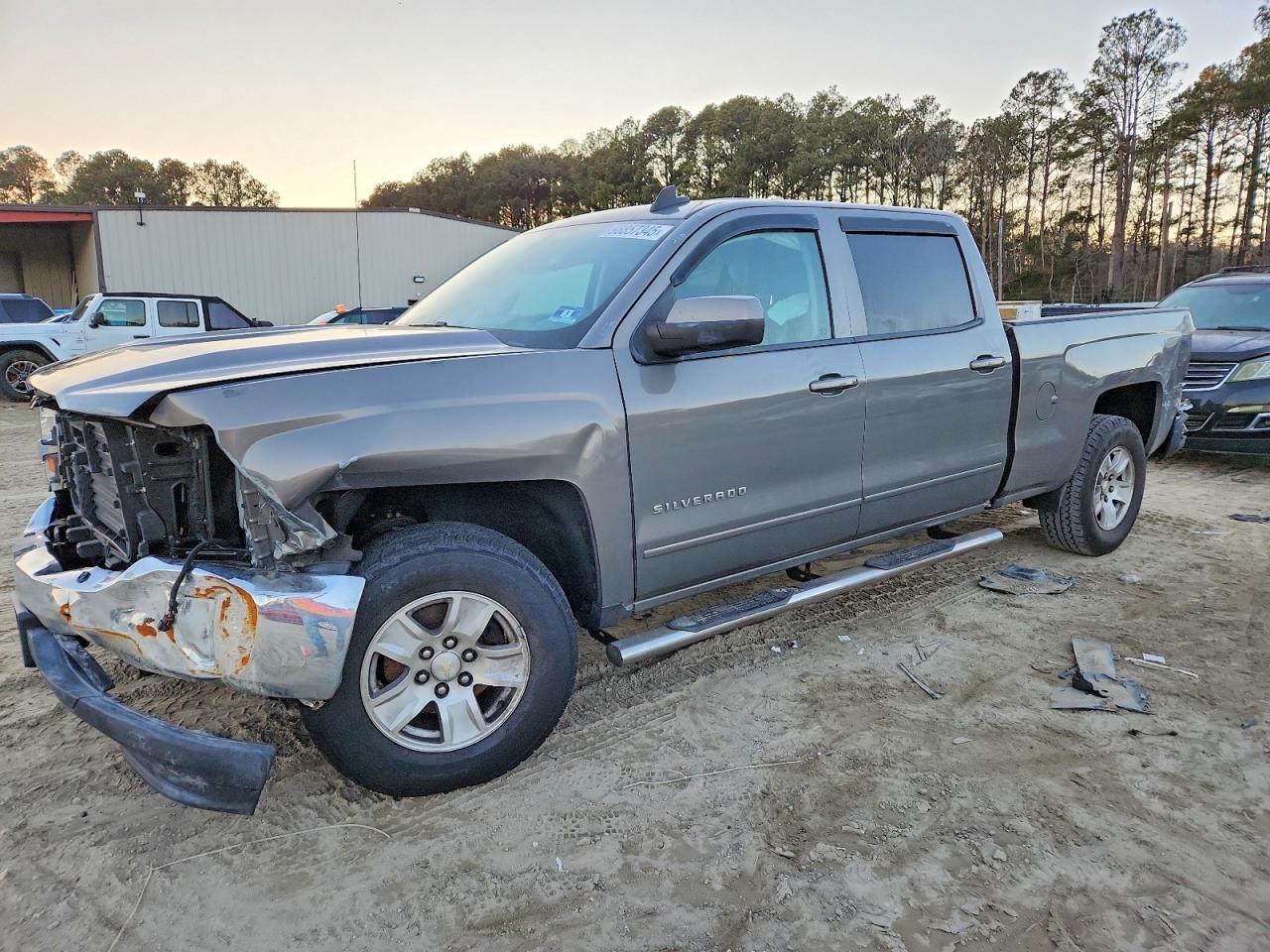 2017 Chevrolet Silverado C1500 lt
