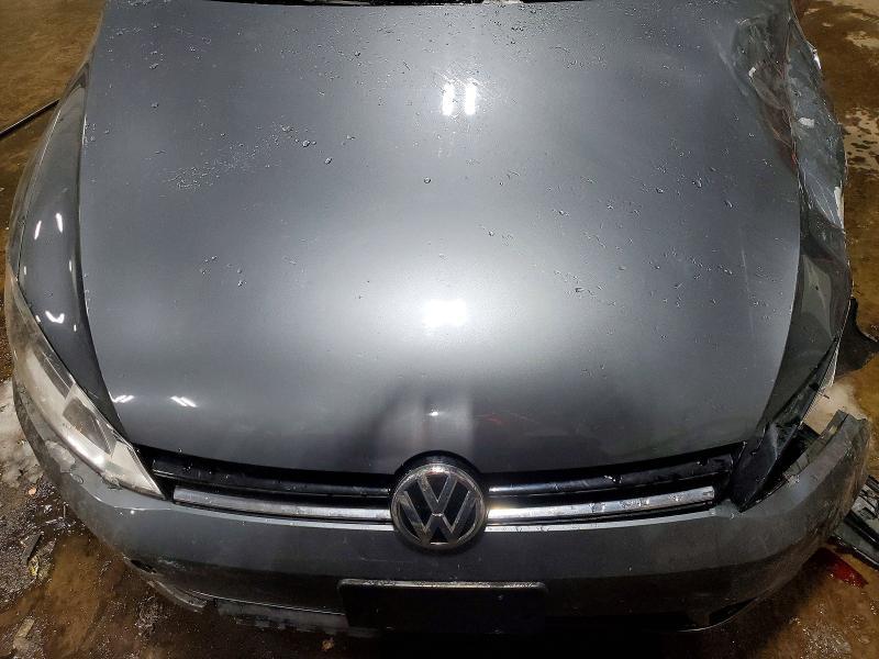 2017 Volkswagen Golf Sportwagen s