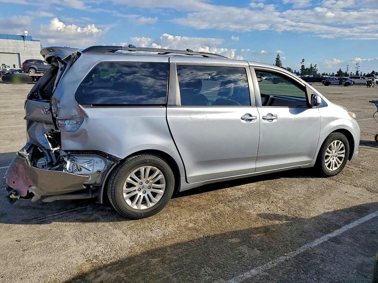 2016 Toyota Sienna xle