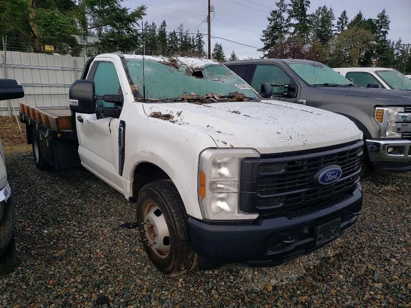 2024 Ford F350 Super Duty Truck cab and Chassis