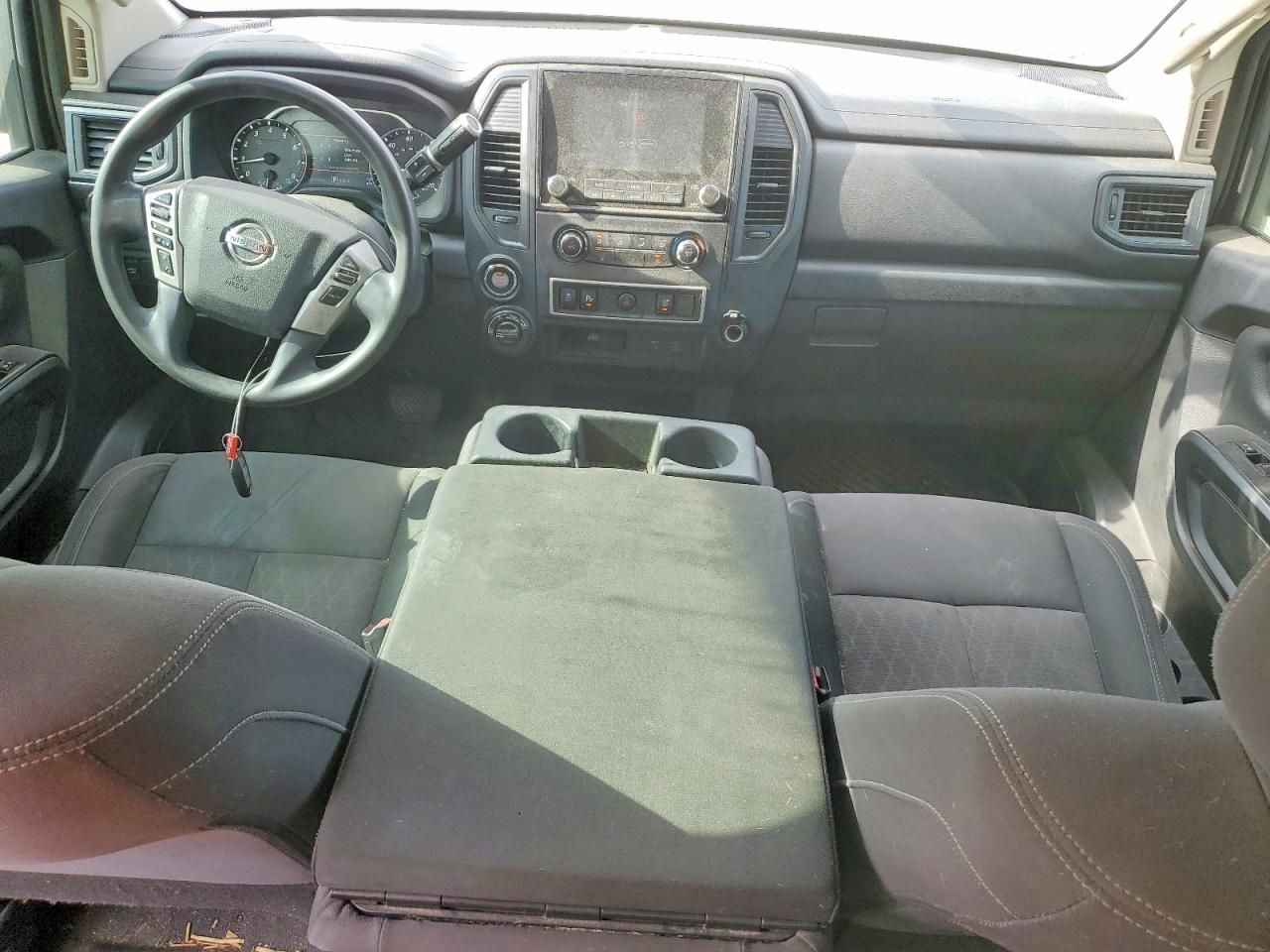 2022 Nissan Titan xd s