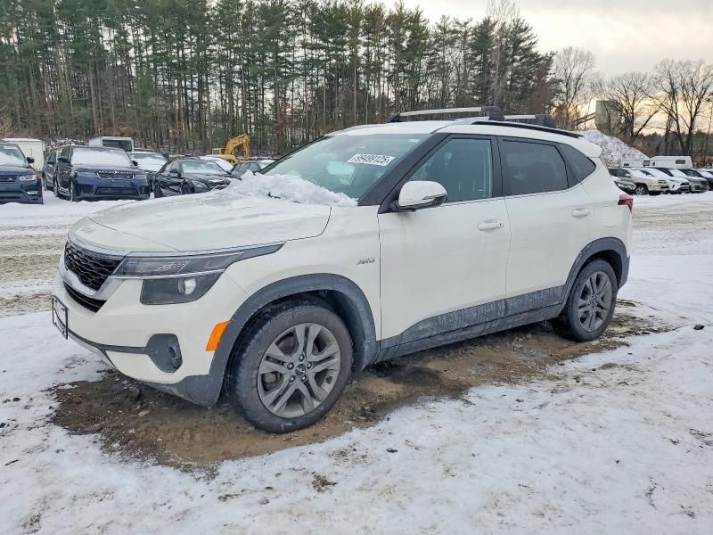 2022 KIA Seltos s