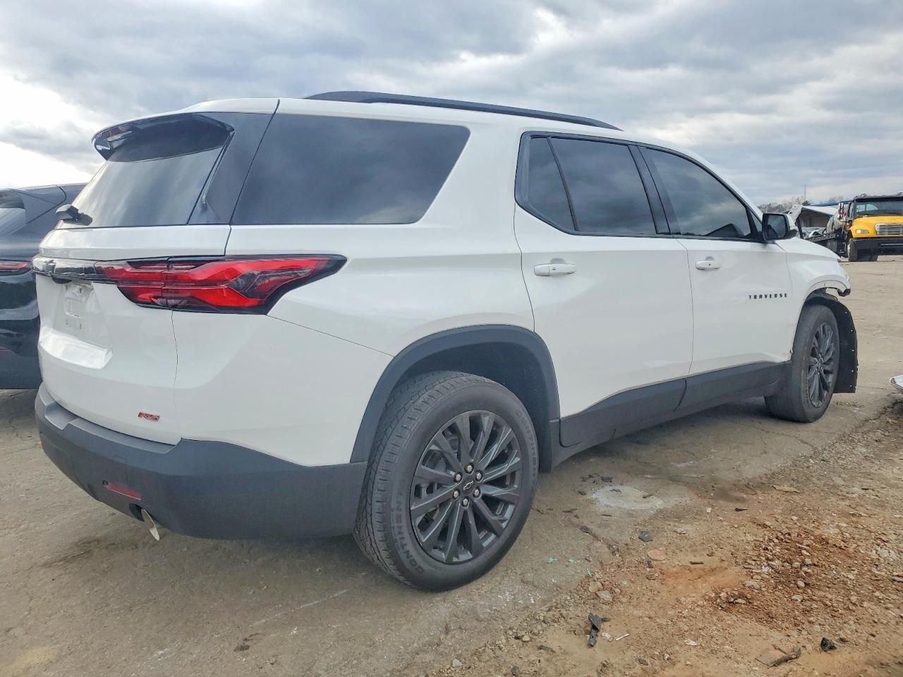 2023 Chevrolet Traverse rs