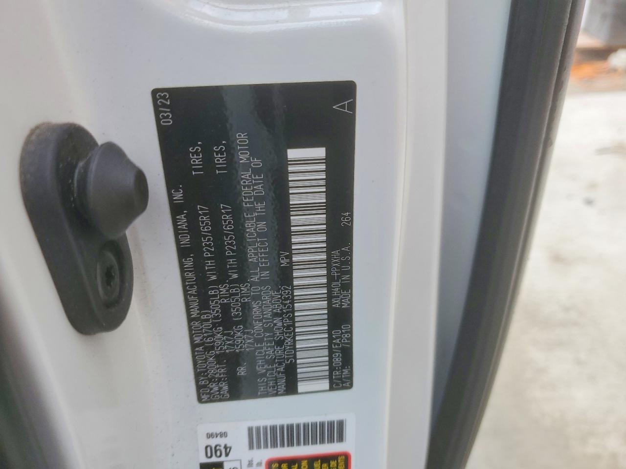 2023 Toyota Sienna xle