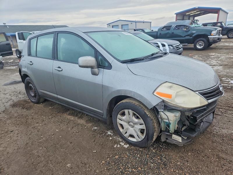 2010 Niss Versa