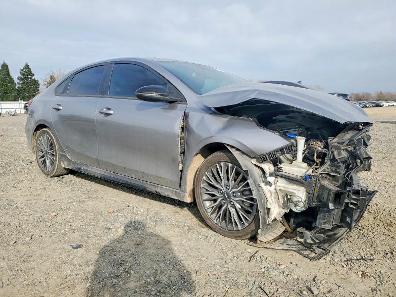 2023 KIA Forte gt Line