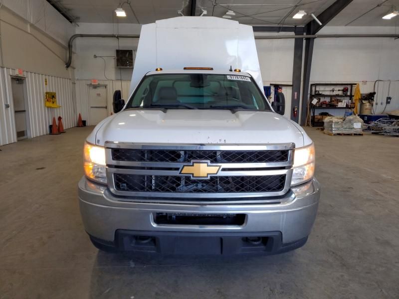 2013 Chevrolet Silverado Utility / Service Truck