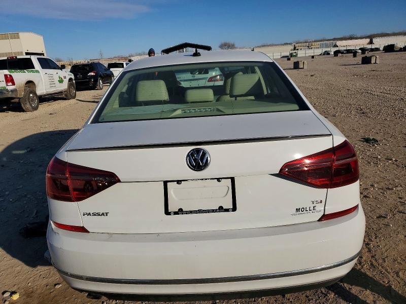 2019 Volkswagen Passat Wolfsburg