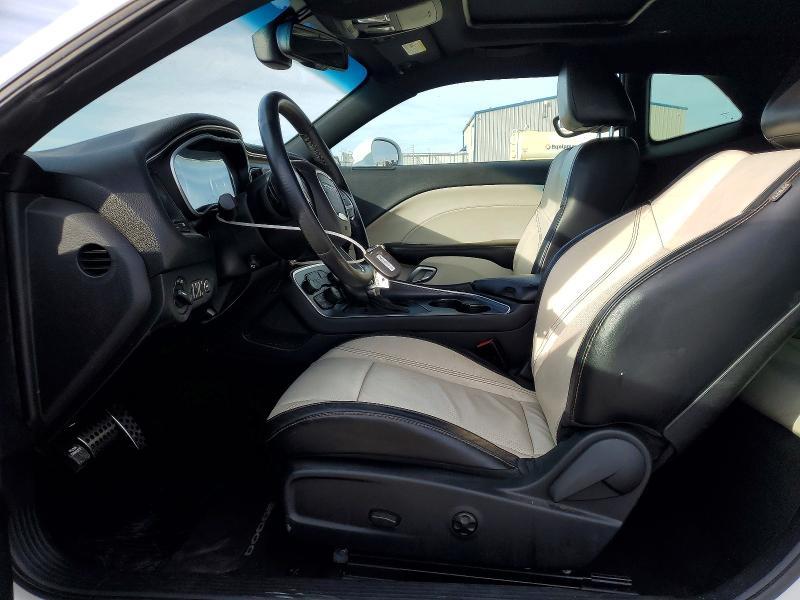 2015 Dodge Challenger sxt Plus