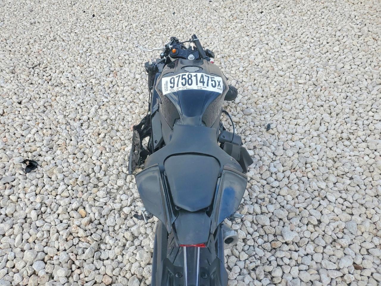 2025 Yamaha YZFR7