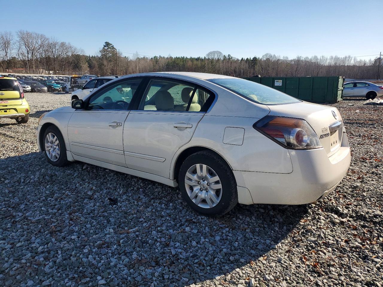 2010 Nissan Altima Base