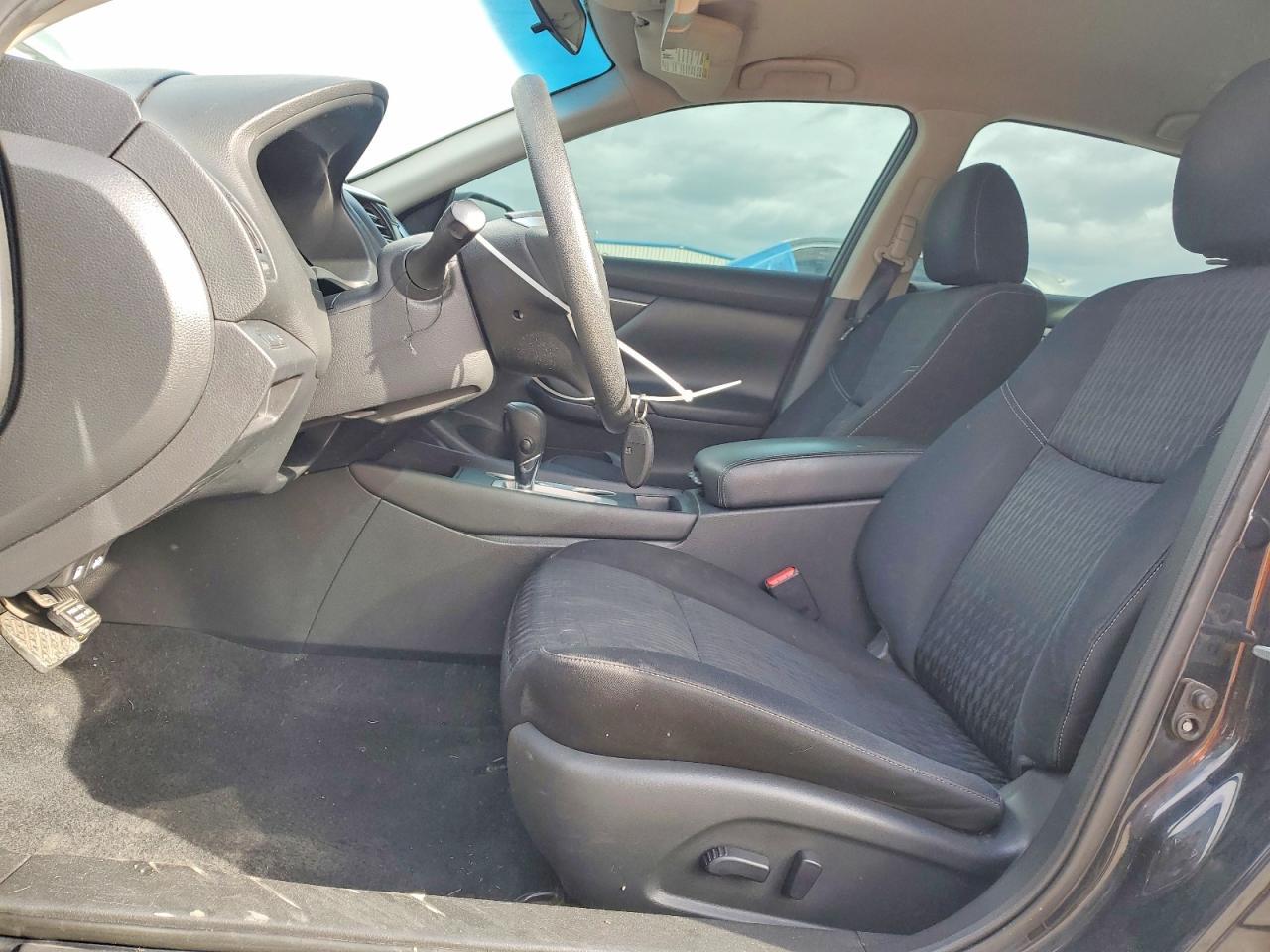 2017 Niss Altima 2.5