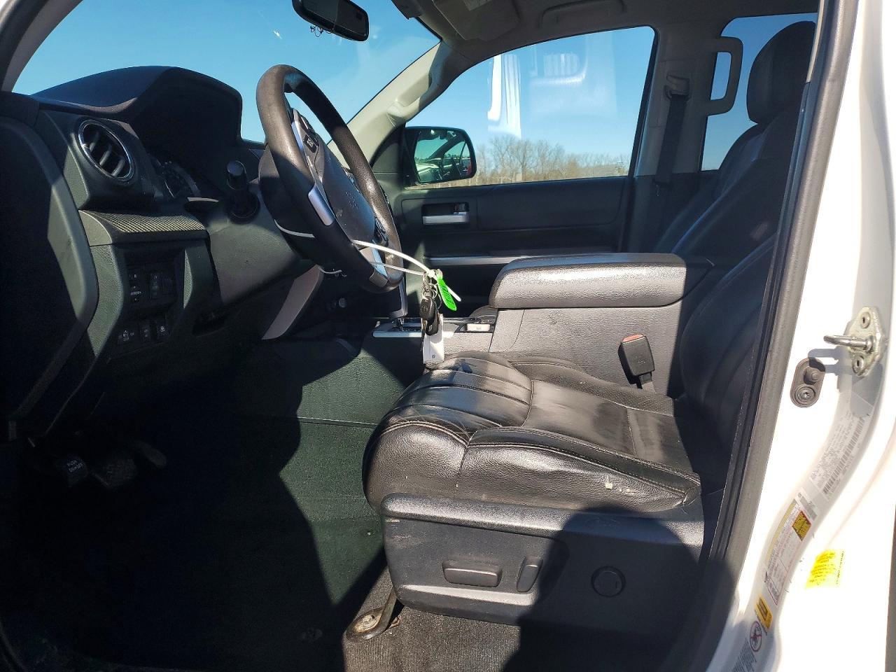 2017 Toyota Tundra SR5