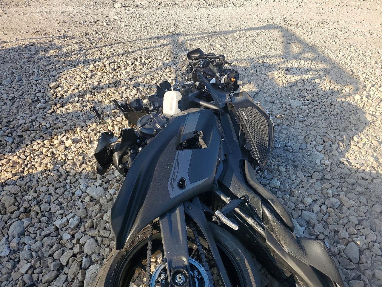 2025 Yamaha YZFR7
