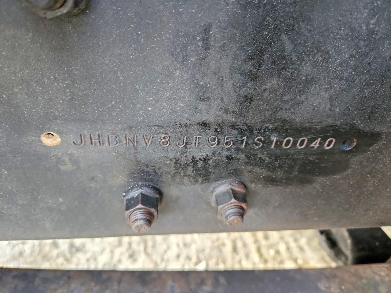 2005 Hino 338 box Truck