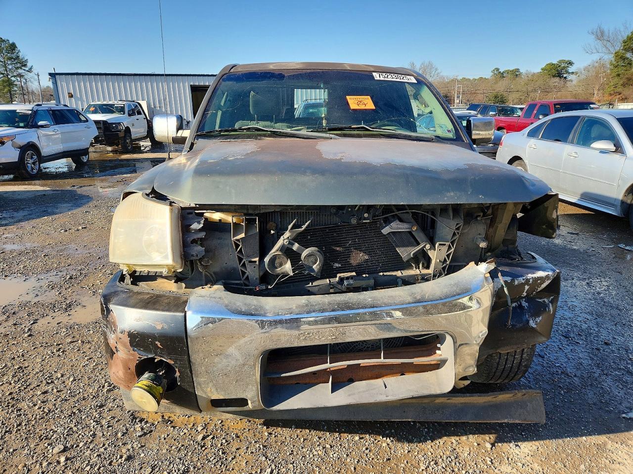 2004 Nissan Titan XE