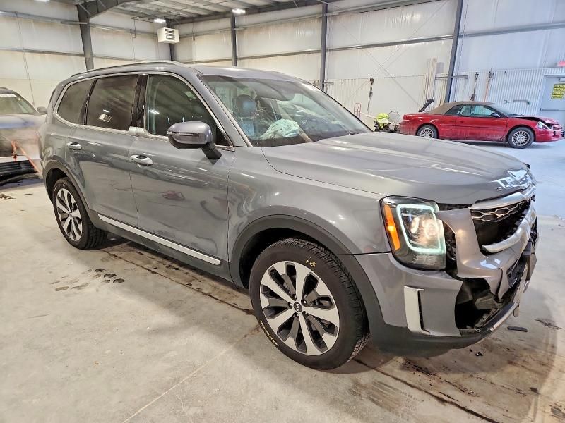 2021 KIA Telluride s