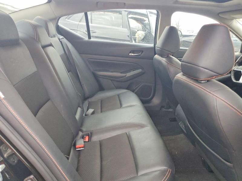 2022 Nissan Altima sr