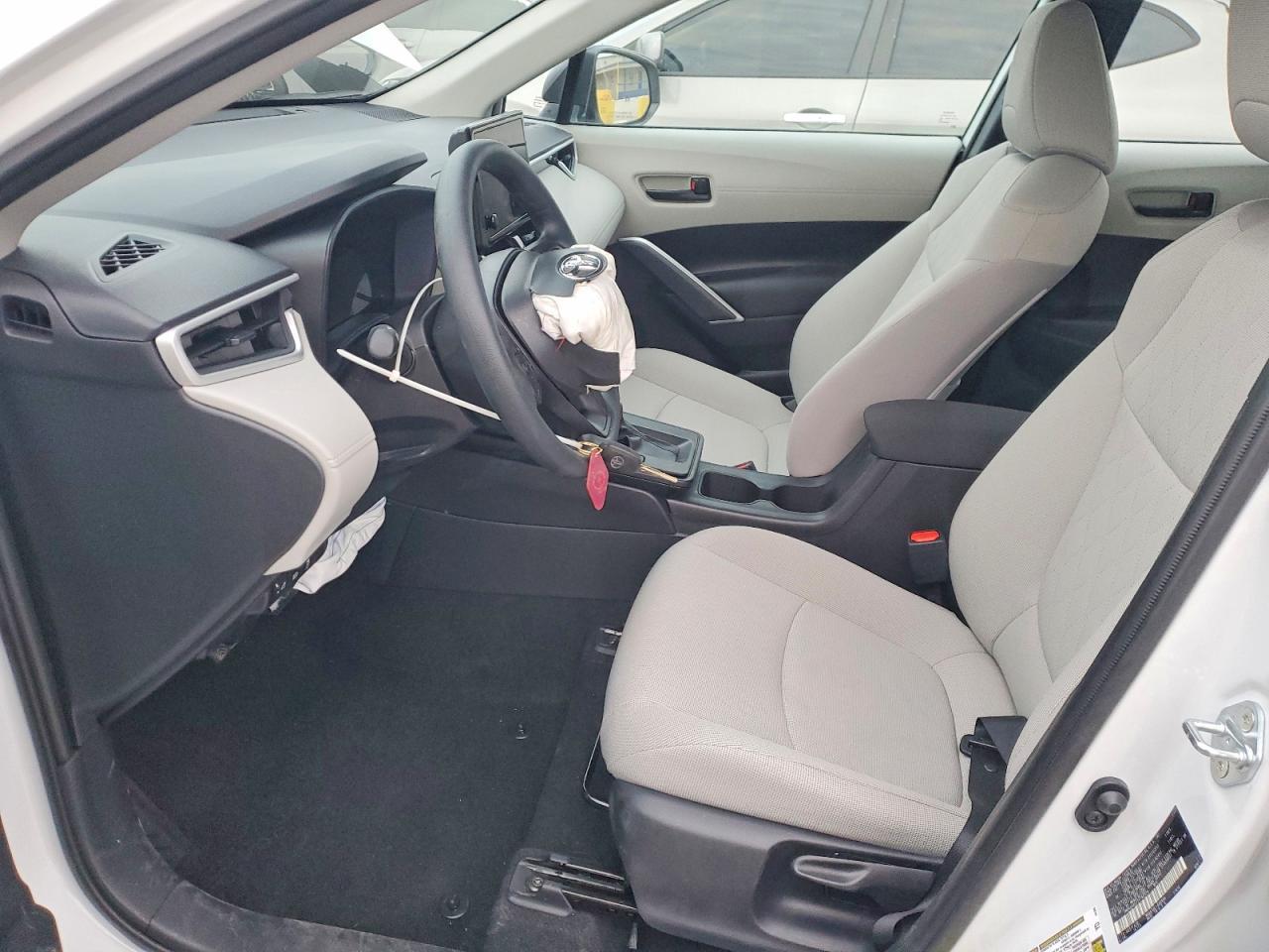 2026 Toyota Corolla Cross l